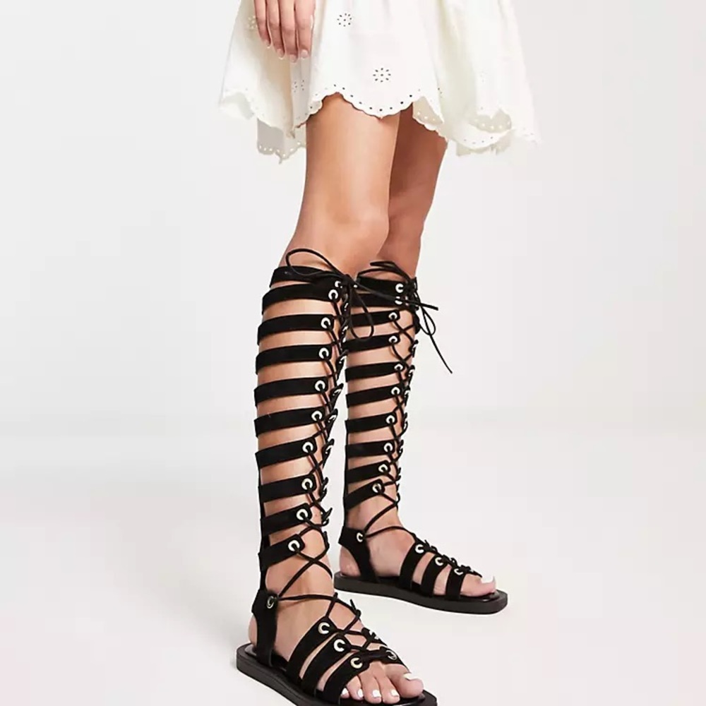 Lucky Brand Sun Chaser Gladiator Sandal: Black, size 8,